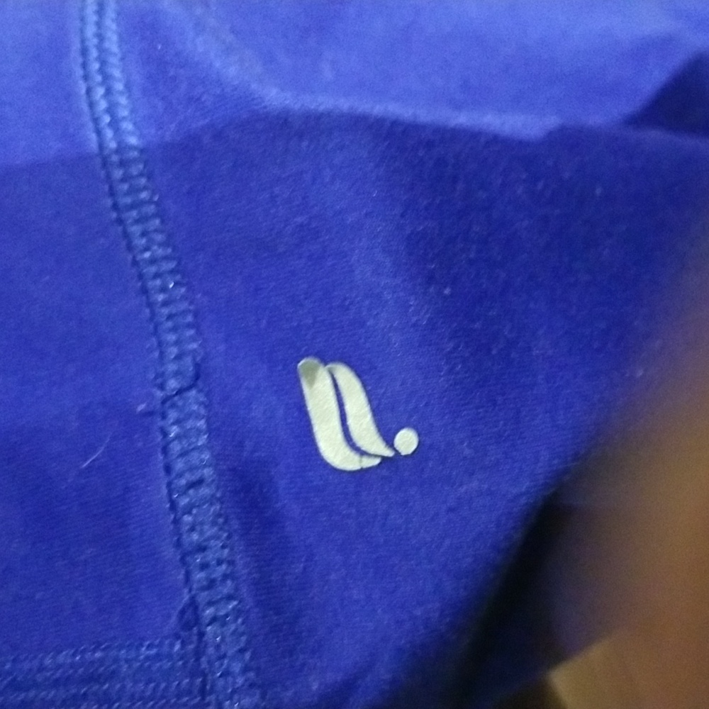 Fabletics blue EUC sz L - Picture 4 of 5